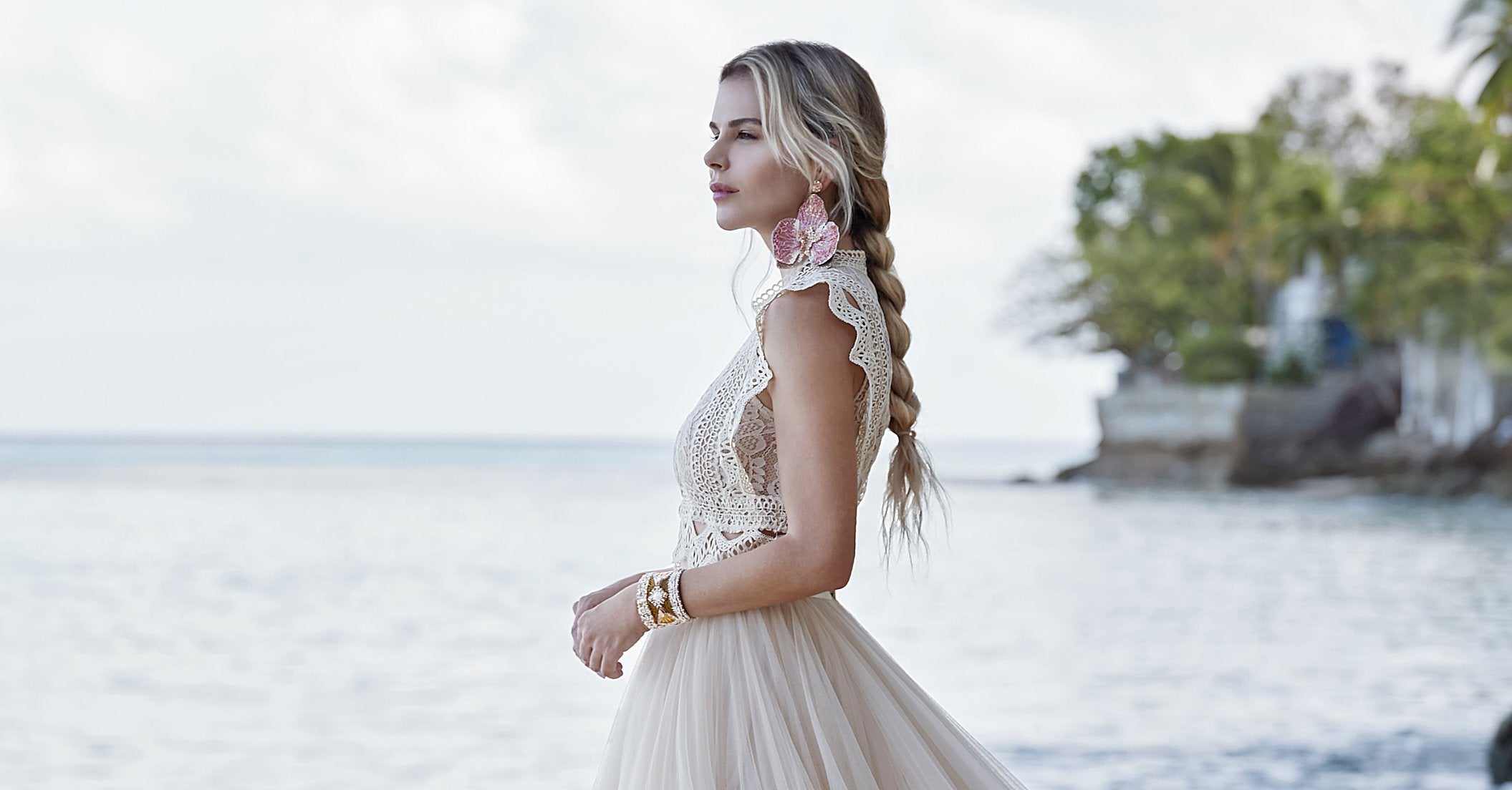 Luxury Handmade Accessories
– Deepa Gurnani