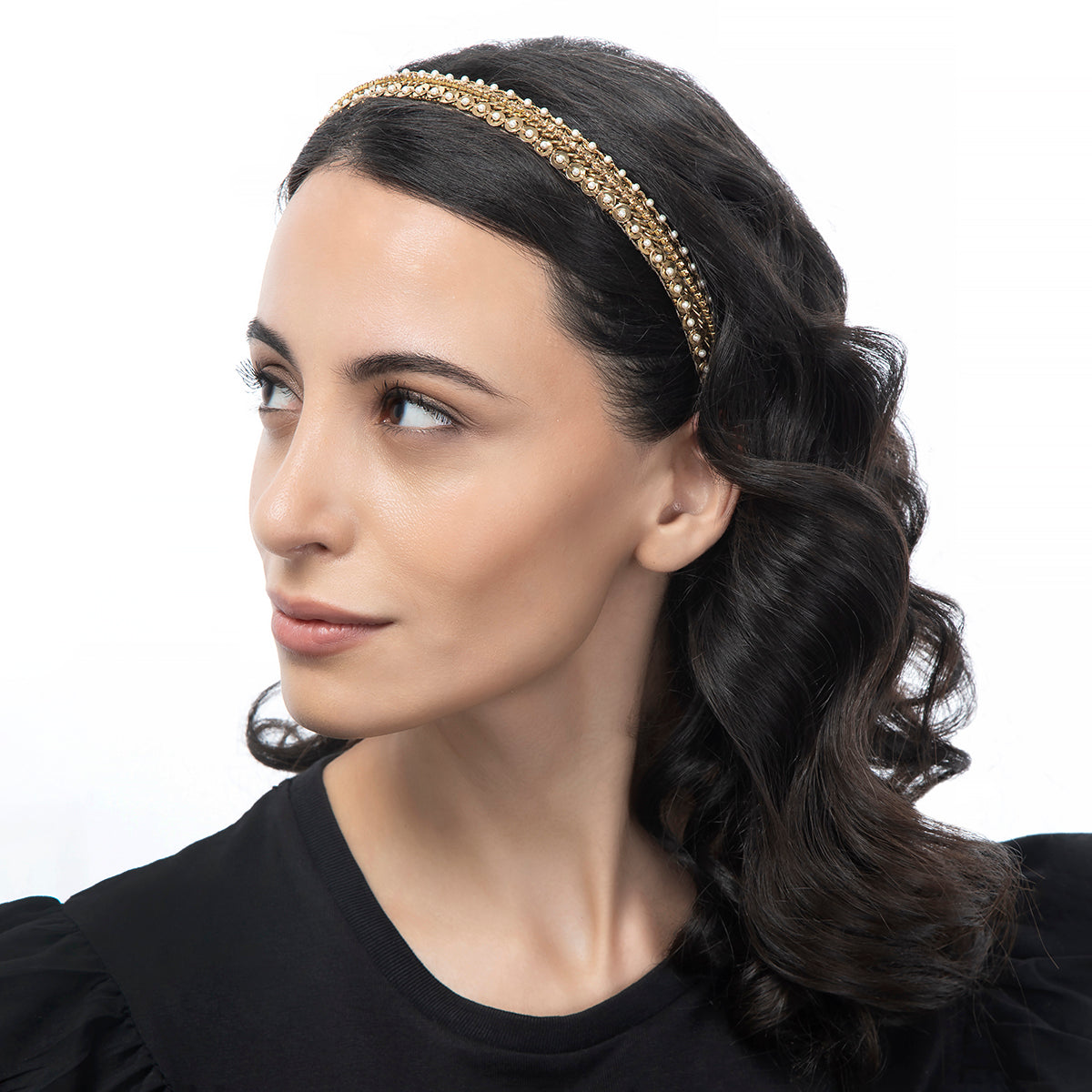 Model wearing Deepa by Deepa Gurnani Skylar Headband