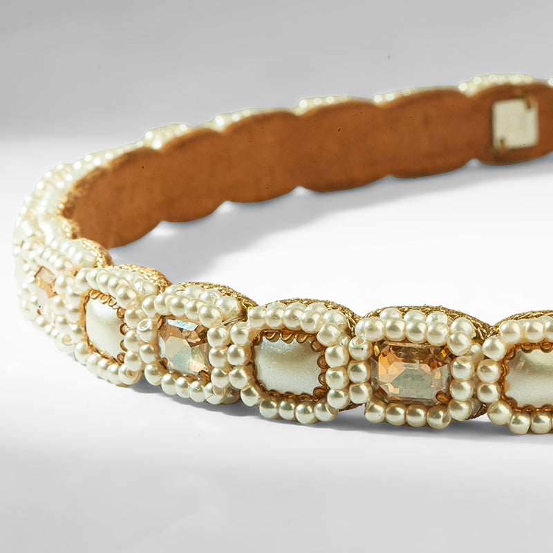 Close up of Deepa Gurnani Pret Asedia Headband