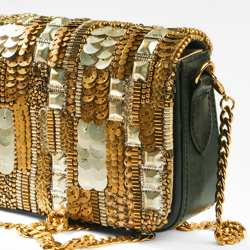 Close up of Deepa Gurnani Vahana Clutch 