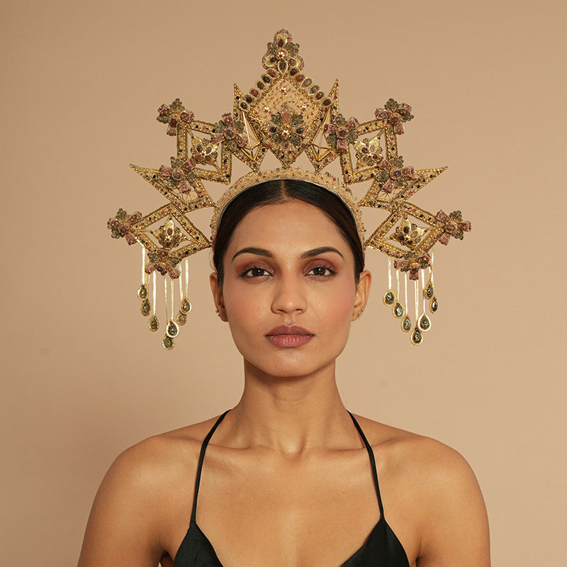 Model wearing Deepa Gurnani Alpha Headband