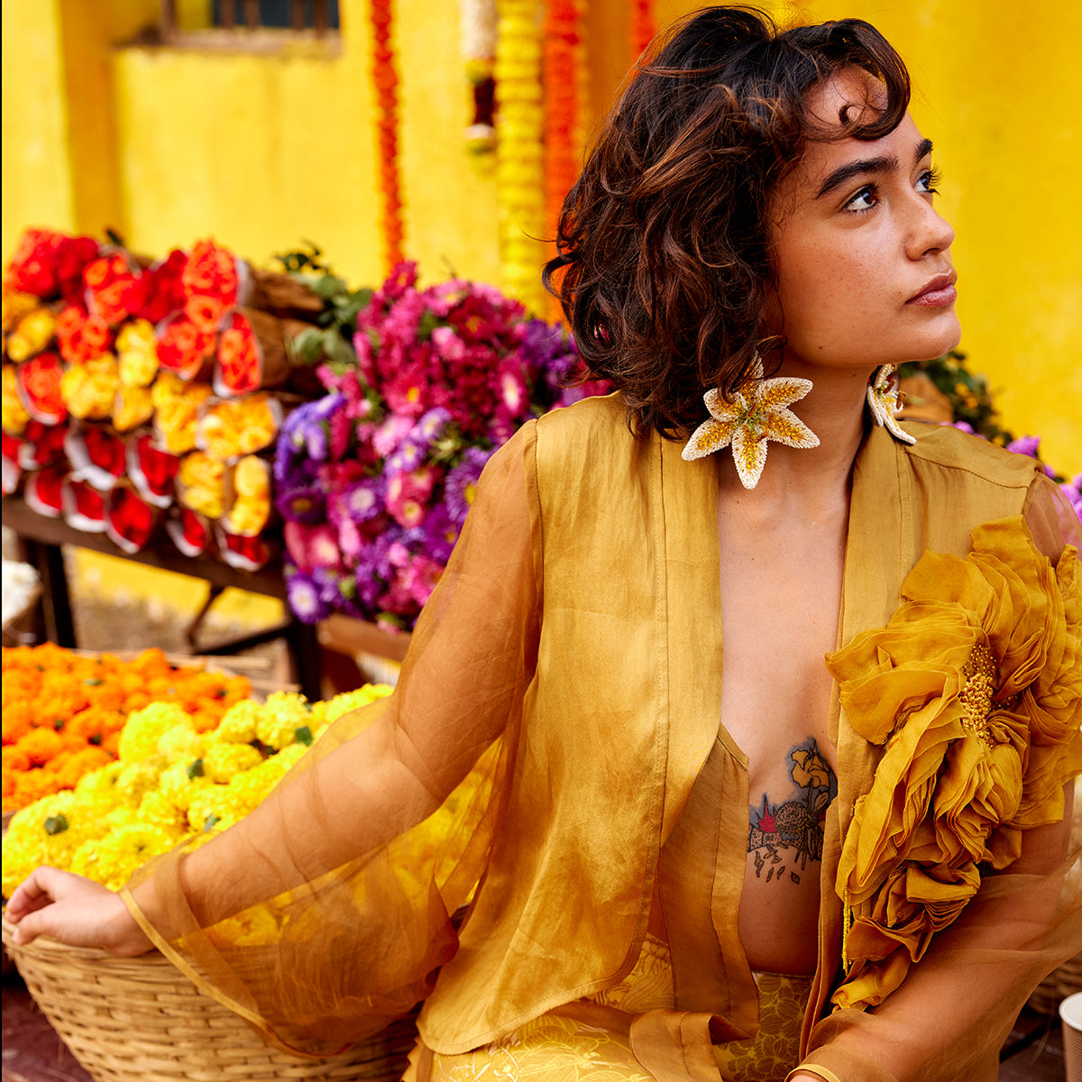 Pin by Nalini on Clothes | Fancy sarees, Beauty girls face, Saree look