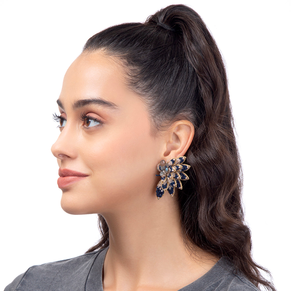 Semiprecious handmade earrings in blue 